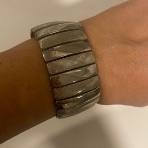 Vintage silver tone rectangular stretch wide bracelet